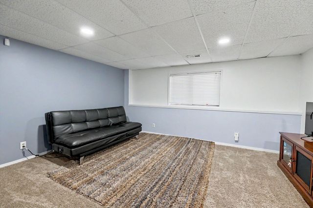 3518 N Valerie Cir, Wichita, KS 67205