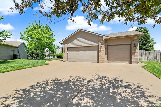 3518 N Valerie Cir, Wichita, KS 67205