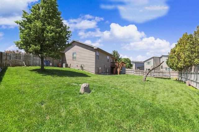 3518 N Valerie Cir, Wichita, KS 67205