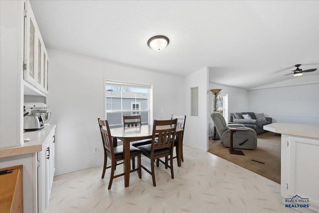 1138 CROW PEAK LN, Spearfish, SD 57783