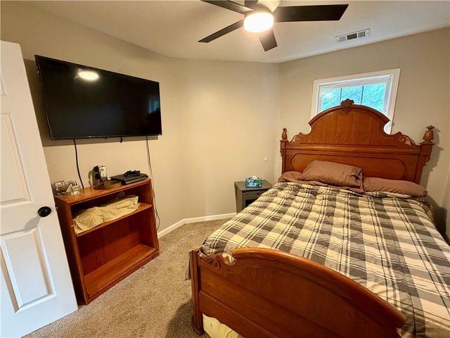 63 Centerport Drive, White, GA 30184