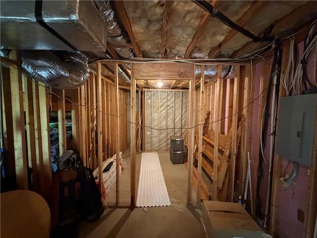63 Centerport Drive, White, GA 30184