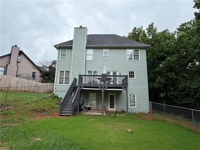 63 Centerport Drive, White, GA 30184