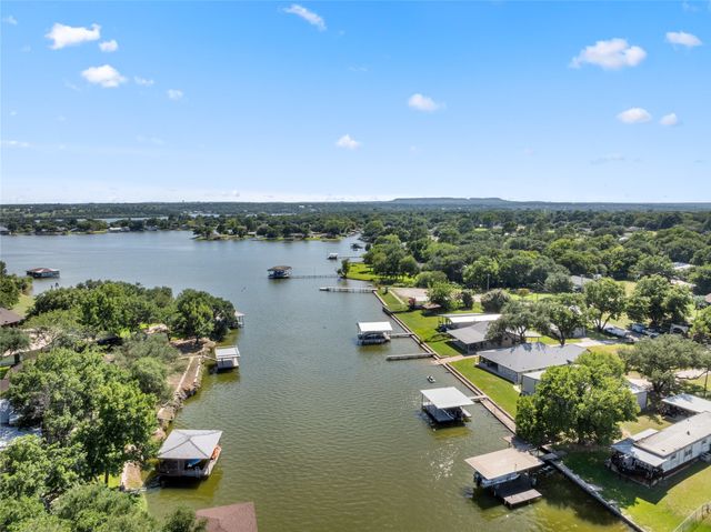 3806 Sandy Beach Drive, Granbury, TX 76049