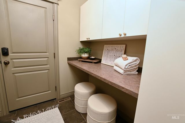 1109 S Arbor Island Way, Eagle, ID 83616