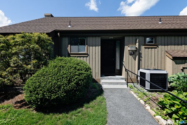 79 Heritage Village A, Southbury, CT 06488