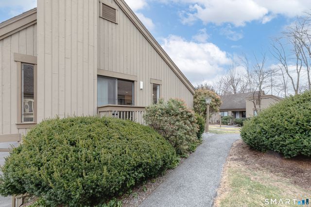 79 Heritage Village A, Southbury, CT 06488