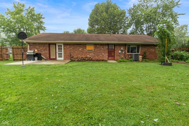 7417 Snowflake Drive, Indianapolis, IN 46227