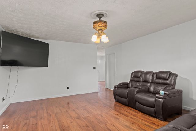 7417 Snowflake Drive, Indianapolis, IN 46227