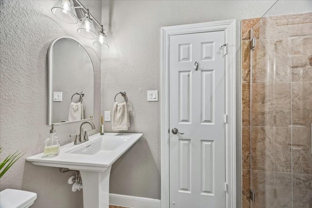20803 Winston Lake Drive, Richmond, TX 77406