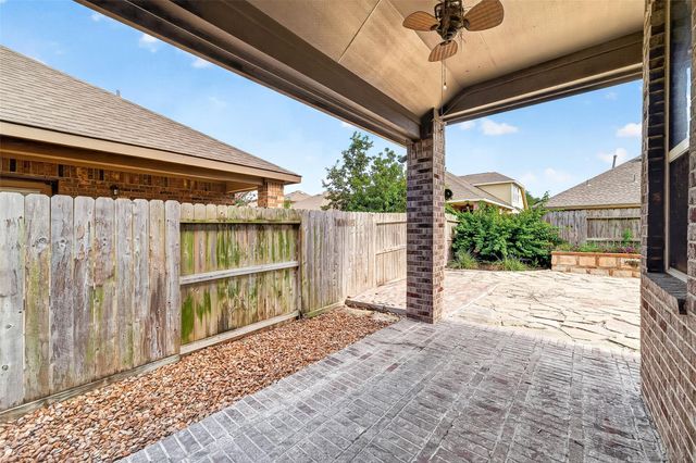 19230 S Cottonwood Green Lane, Cypress, TX 77433