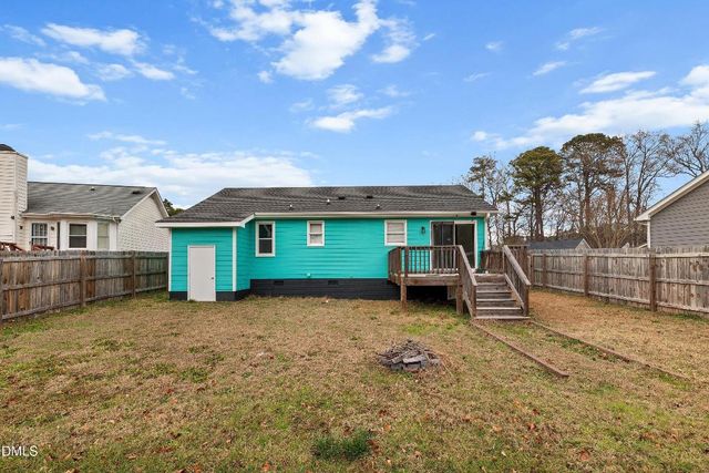 1932 Ranch Mill Circle, Raleigh, NC 27610