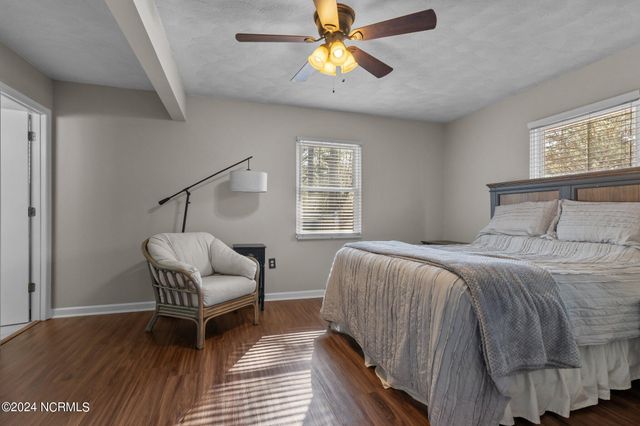 620 E New England Avenue, Pinebluff, NC 28373