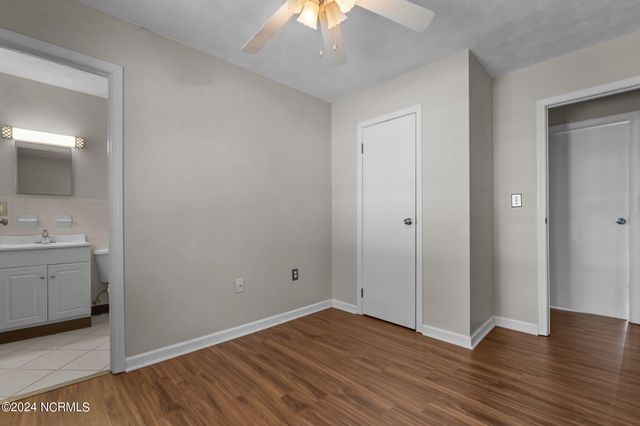 620 E New England Avenue, Pinebluff, NC 28373