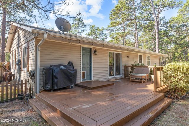 620 E New England Avenue, Pinebluff, NC 28373