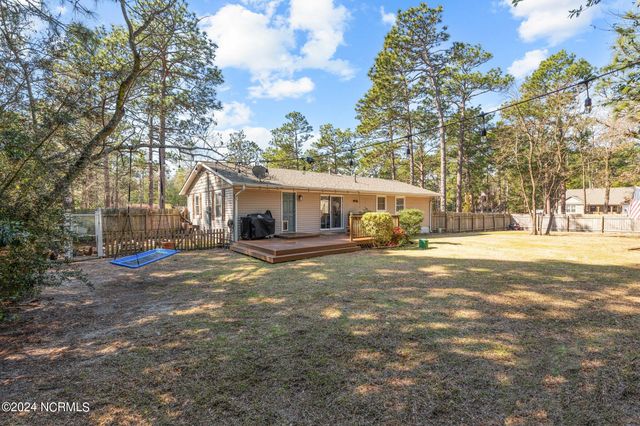 620 E New England Avenue, Pinebluff, NC 28373