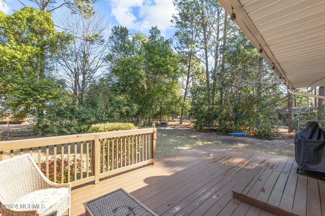 620 E New England Avenue, Pinebluff, NC 28373