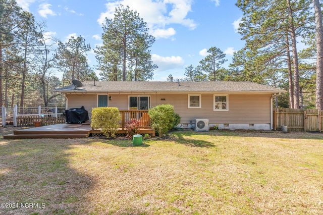 620 E New England Avenue, Pinebluff, NC 28373