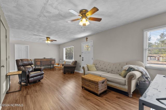 620 E New England Avenue, Pinebluff, NC 28373