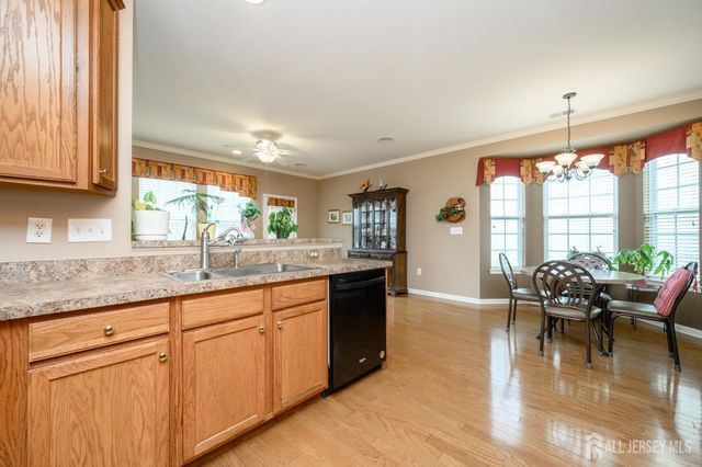 30 Wieczorkowski Avenue, Parlin, NJ 08859