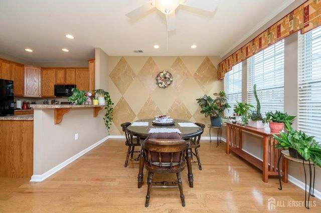 30 Wieczorkowski Avenue, Parlin, NJ 08859