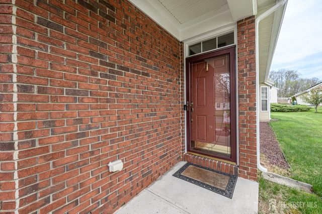 30 Wieczorkowski Avenue, Parlin, NJ 08859