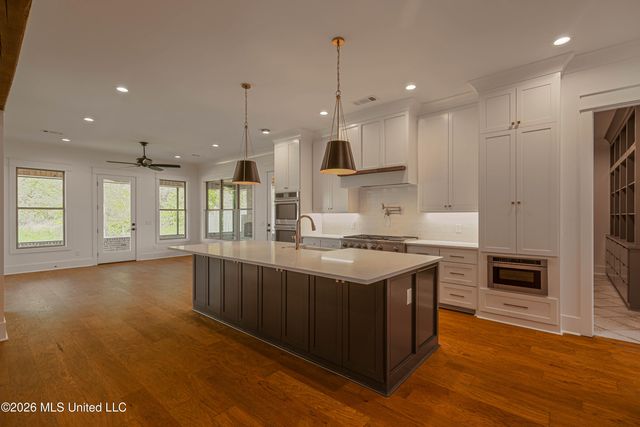 629 Big Valley Loop, Flowood, MS 39232