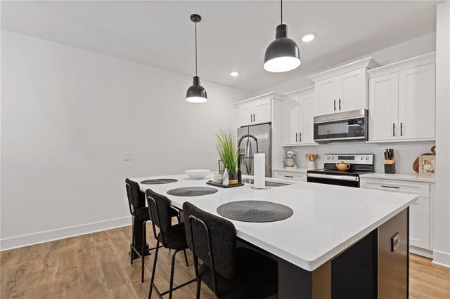 2361 Heritage Park NW Circle 17, Kennesaw, GA 30144