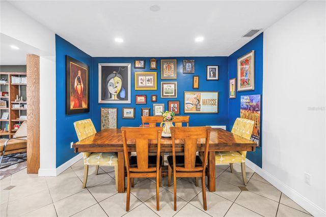 263 42ND AVENUE NE, St Petersburg, FL 33703