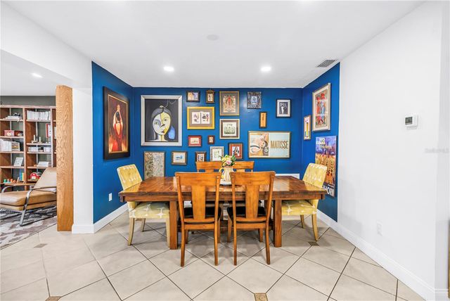 263 42ND AVENUE NE, St Petersburg, FL 33703