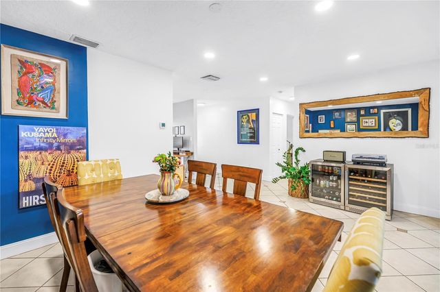 263 42ND AVENUE NE, St Petersburg, FL 33703