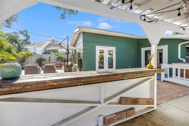 263 42ND AVENUE NE, St Petersburg, FL 33703