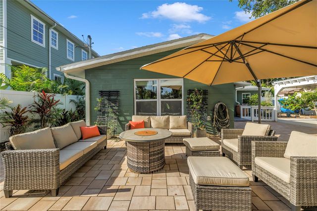 263 42ND AVENUE NE, St Petersburg, FL 33703