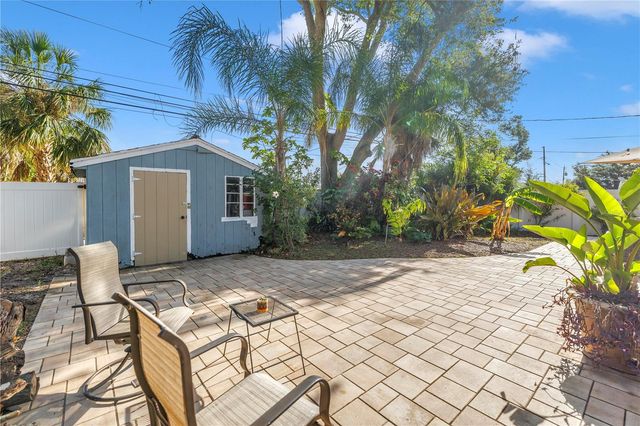 263 42ND AVENUE NE, St Petersburg, FL 33703