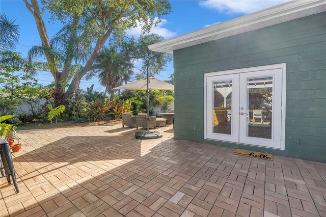 263 42ND AVENUE NE, St Petersburg, FL 33703