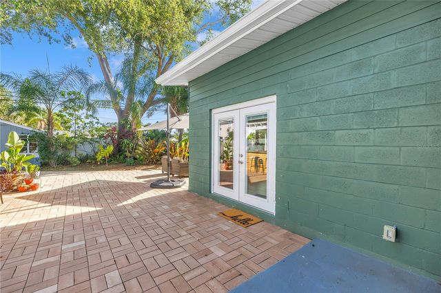 263 42ND AVENUE NE, St Petersburg, FL 33703