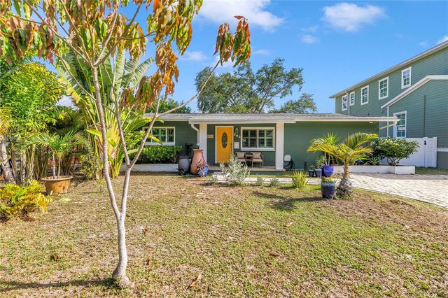 263 42ND AVENUE NE, St Petersburg, FL 33703