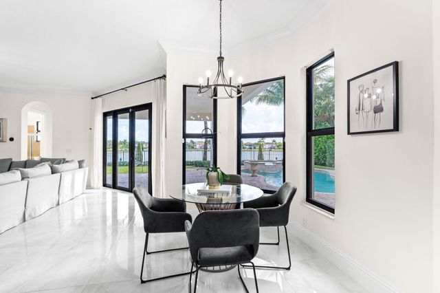 647 Edgebrook Lane, Royal Palm Beach, FL 33411