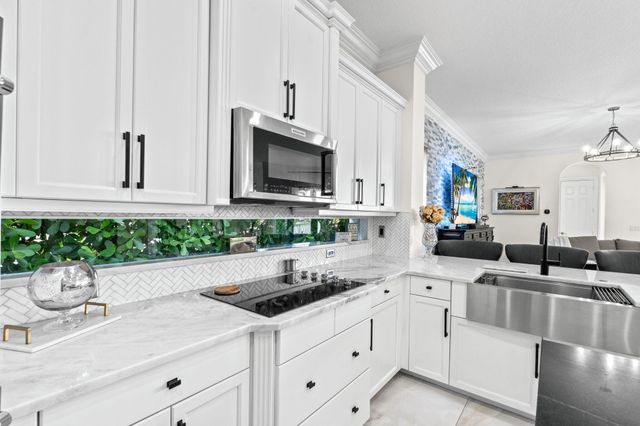 647 Edgebrook Lane, Royal Palm Beach, FL 33411