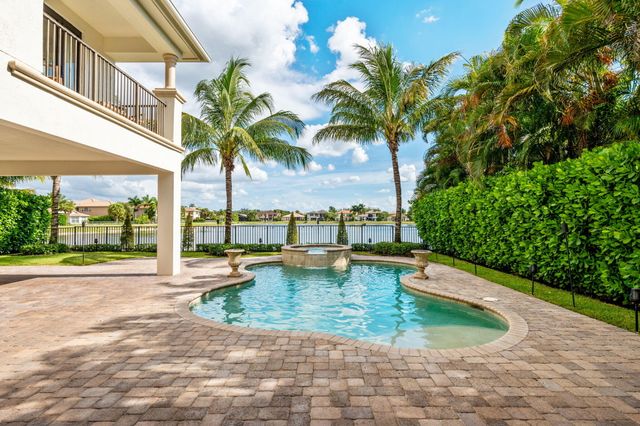 647 Edgebrook Lane, Royal Palm Beach, FL 33411