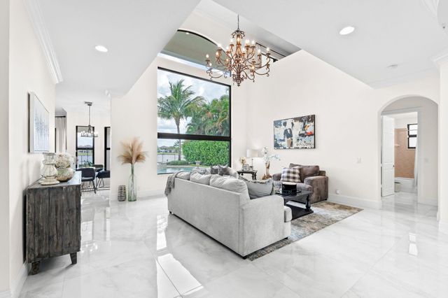 647 Edgebrook Lane, Royal Palm Beach, FL 33411