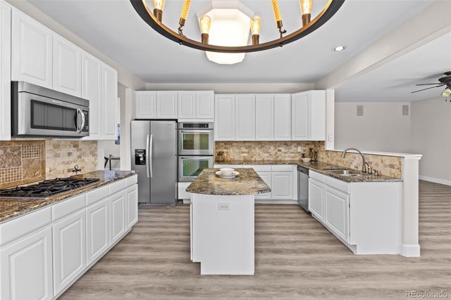 5807 S Espana Street, Aurora, CO 80015