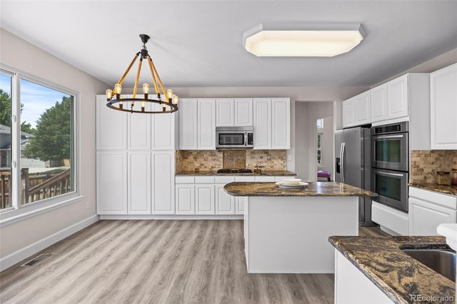 5807 S Espana Street, Aurora, CO 80015