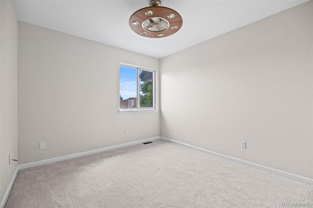 5807 S Espana Street, Aurora, CO 80015