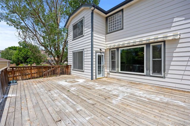 5807 S Espana Street, Aurora, CO 80015