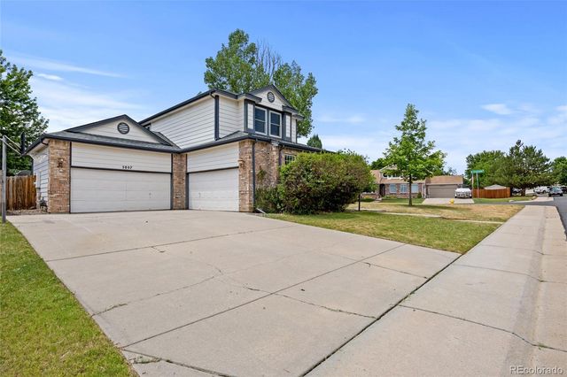 5807 S Espana Street, Aurora, CO 80015