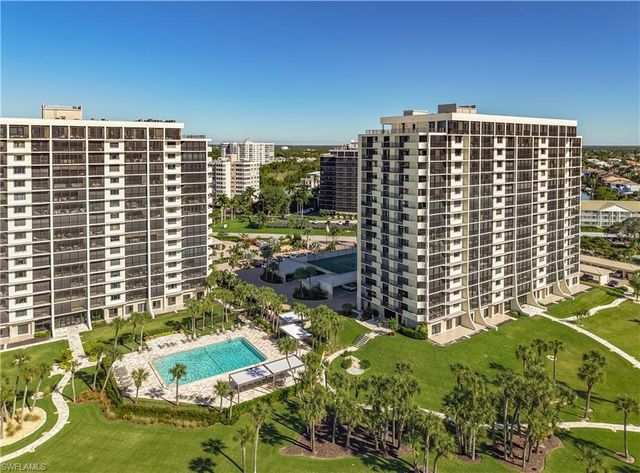 10851 Gulf Shore DR 1004, Naples, FL 34108