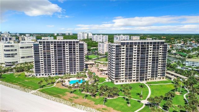 10851 Gulf Shore DR 1004, Naples, FL 34108