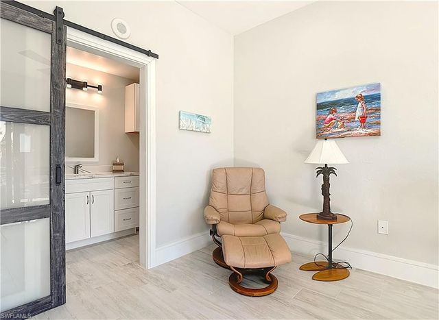 10851 Gulf Shore DR 1004, Naples, FL 34108