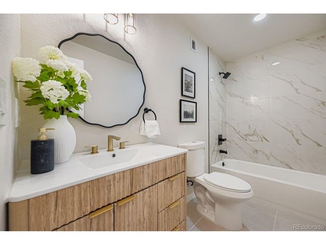 2517 Sunrise Ct, Louisville, CO 80027